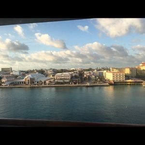 Meet your Posher, Janelle